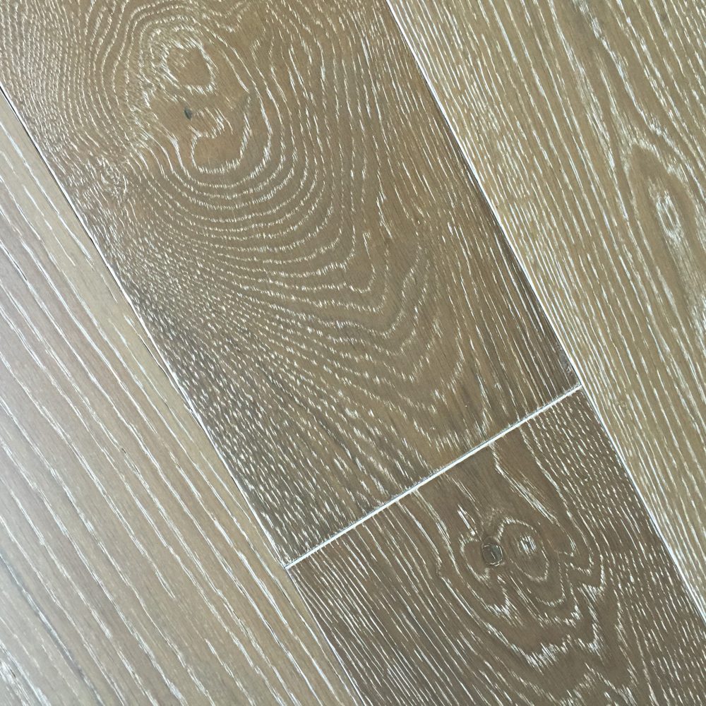 European Oak Brushed Finish Color Smoke 1/2″ x 7 1/2″ (3mm top layer)