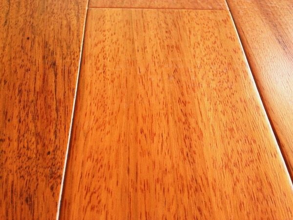 Jatoba Brazilian Cherry Hand Scraped Premium Grade color: Natural 9/16″ x 5″